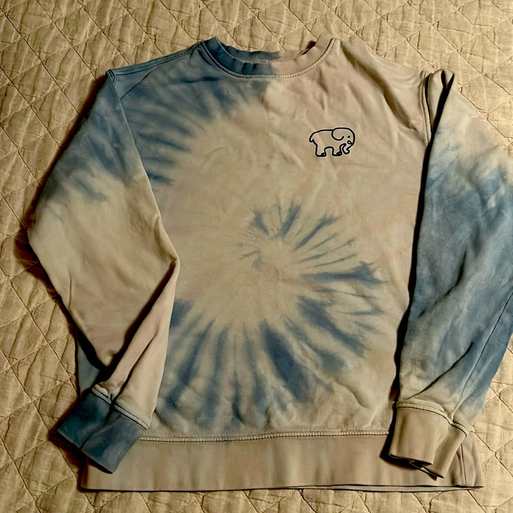 Ladies sweatshirt